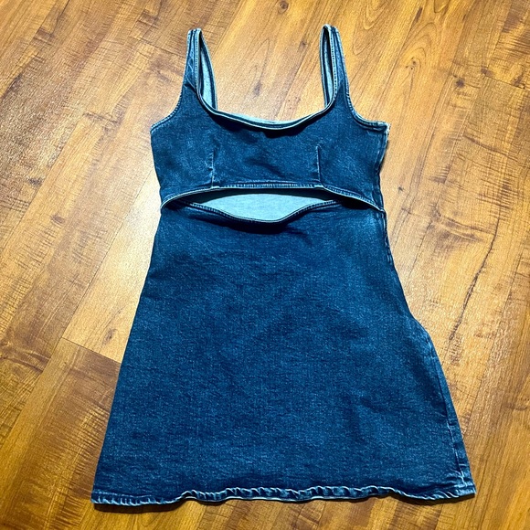 Zara Dresses & Skirts - Mini vestido Zara